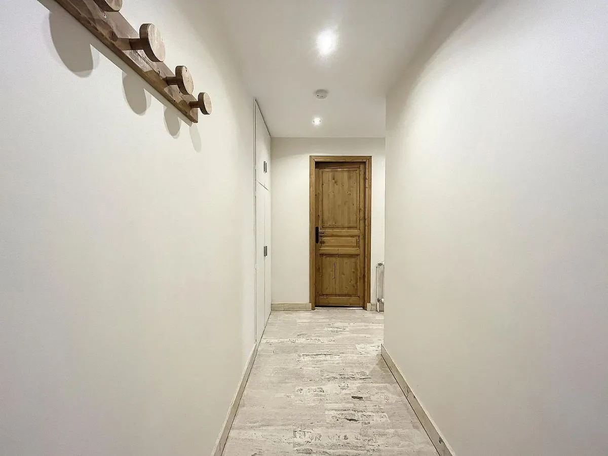 Chamonix: Appt 2P, 4 Pers, Terrasse, Parking, Proche Centre Et Telecabine - Fr-1-507-26 0*, Chamonix Frankrike