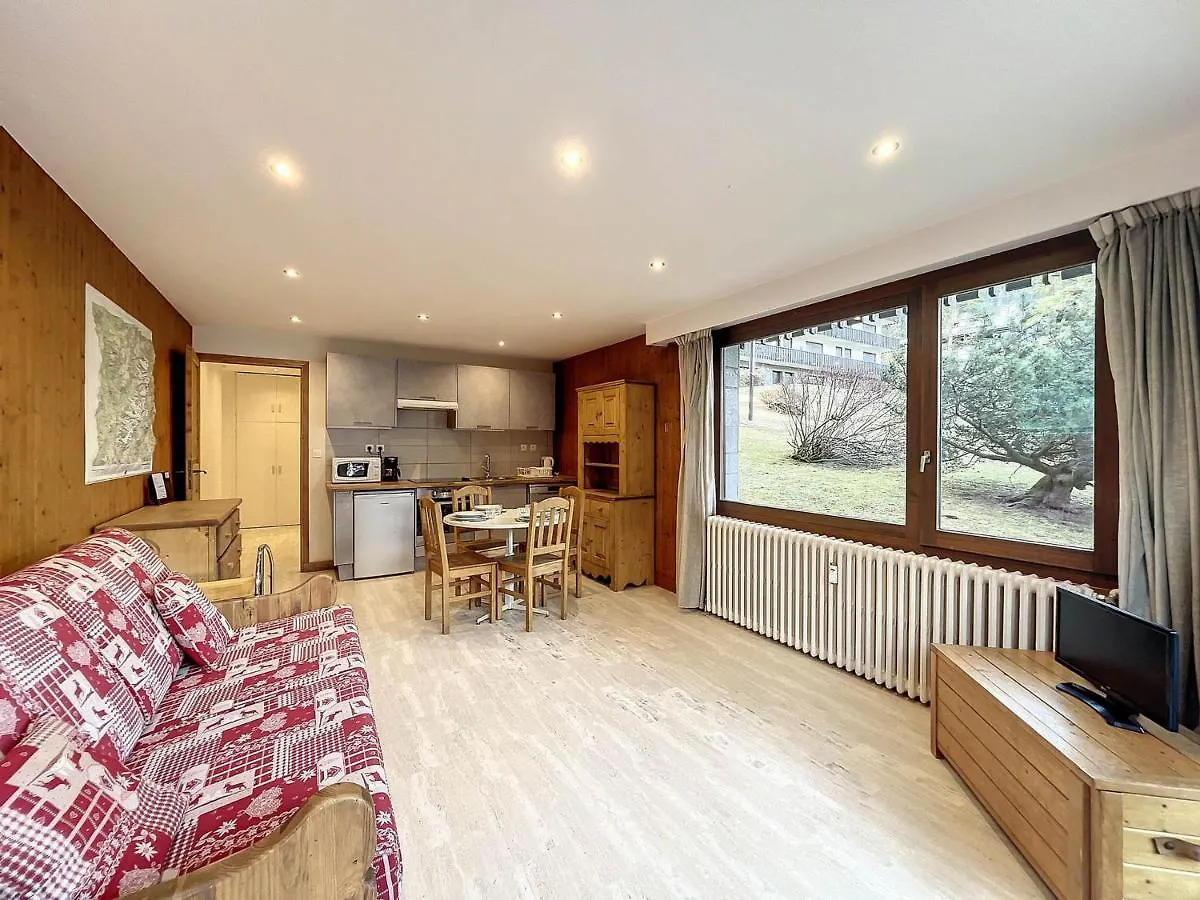 Lägenhet Chamonix: Appt 2P, 4 Pers, Terrasse, Parking, Proche Centre Et Telecabine - Fr-1-507-26