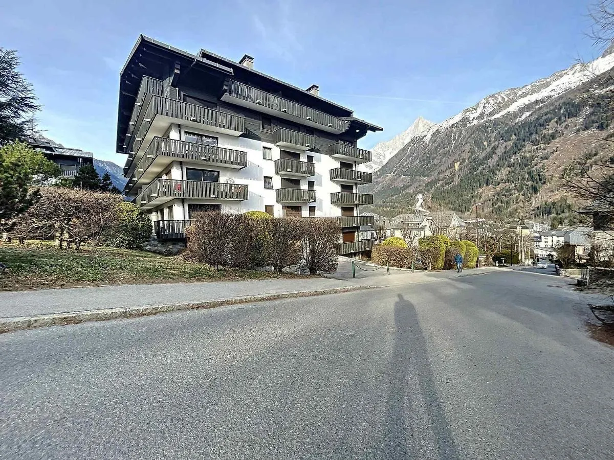 Lägenhet Chamonix: Appt 2P, 4 Pers, Terrasse, Parking, Proche Centre Et Telecabine - Fr-1-507-26